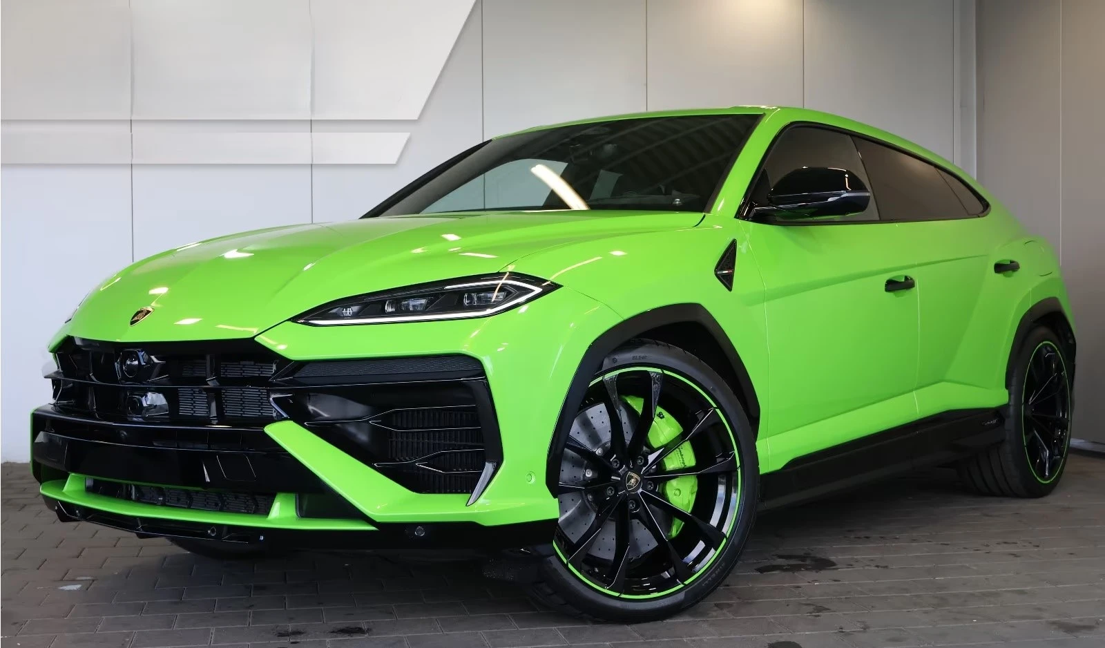 Lamborghini Urus SE / FACELIFT / BANG & OLUFSEN / 360 / HEAD-UP, снимка 3 - Автомобили и джипове - 54956435