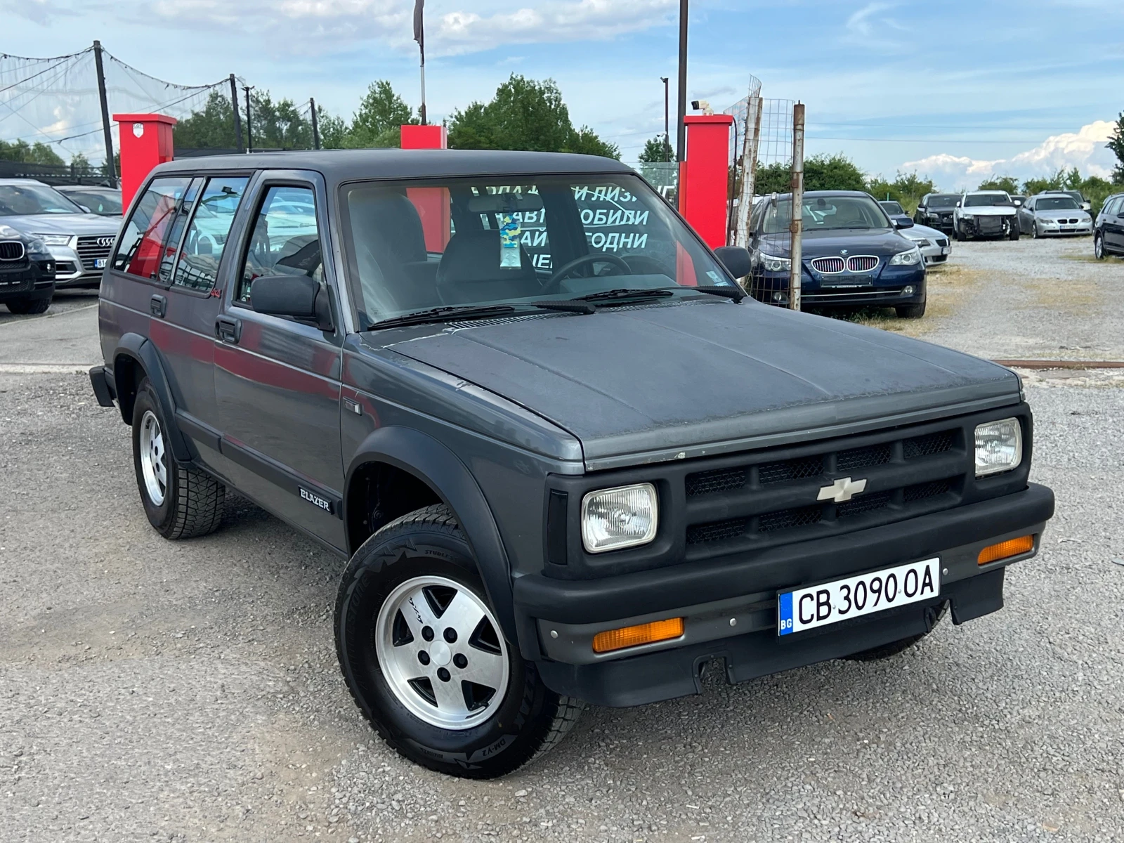 Chevrolet Blazer, снимка 2 - Автомобили и джипове - 55008937