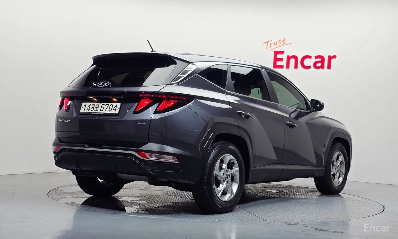 Hyundai Tucson 2.0D Modern 4x4* LANE ASSIST* КАМЕРА* КРАЙНА ЦЕНА*, снимка 3 - Автомобили и джипове - 55652577