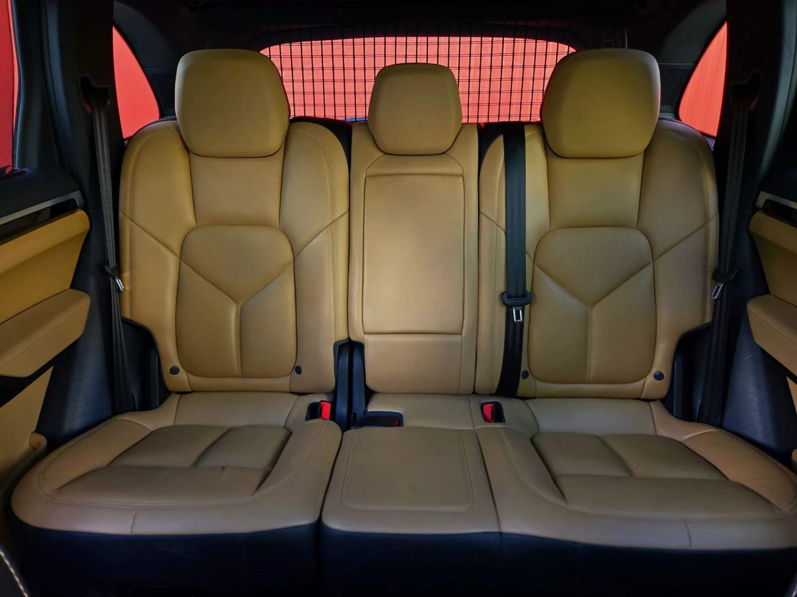 Porsche Cayenne 3.0 DIESEL FACELIFT | 2016 г. | 21 | ПОРШЕ ИС, снимка 16 - Автомобили и джипове - 56213281