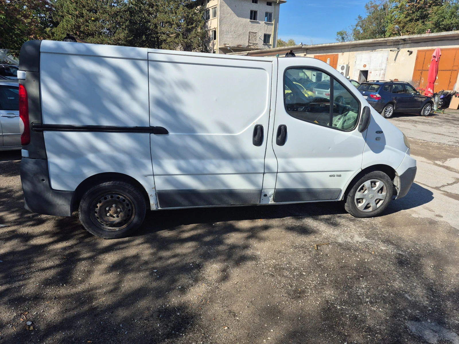 Renault Trafic, снимка 2 - Бусове и автобуси - 56577928