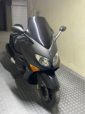  Yamaha T-max