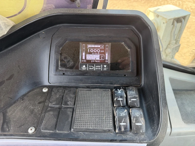 Багер Hidromek 102B, снимка 11 - Индустриална техника - 52728644