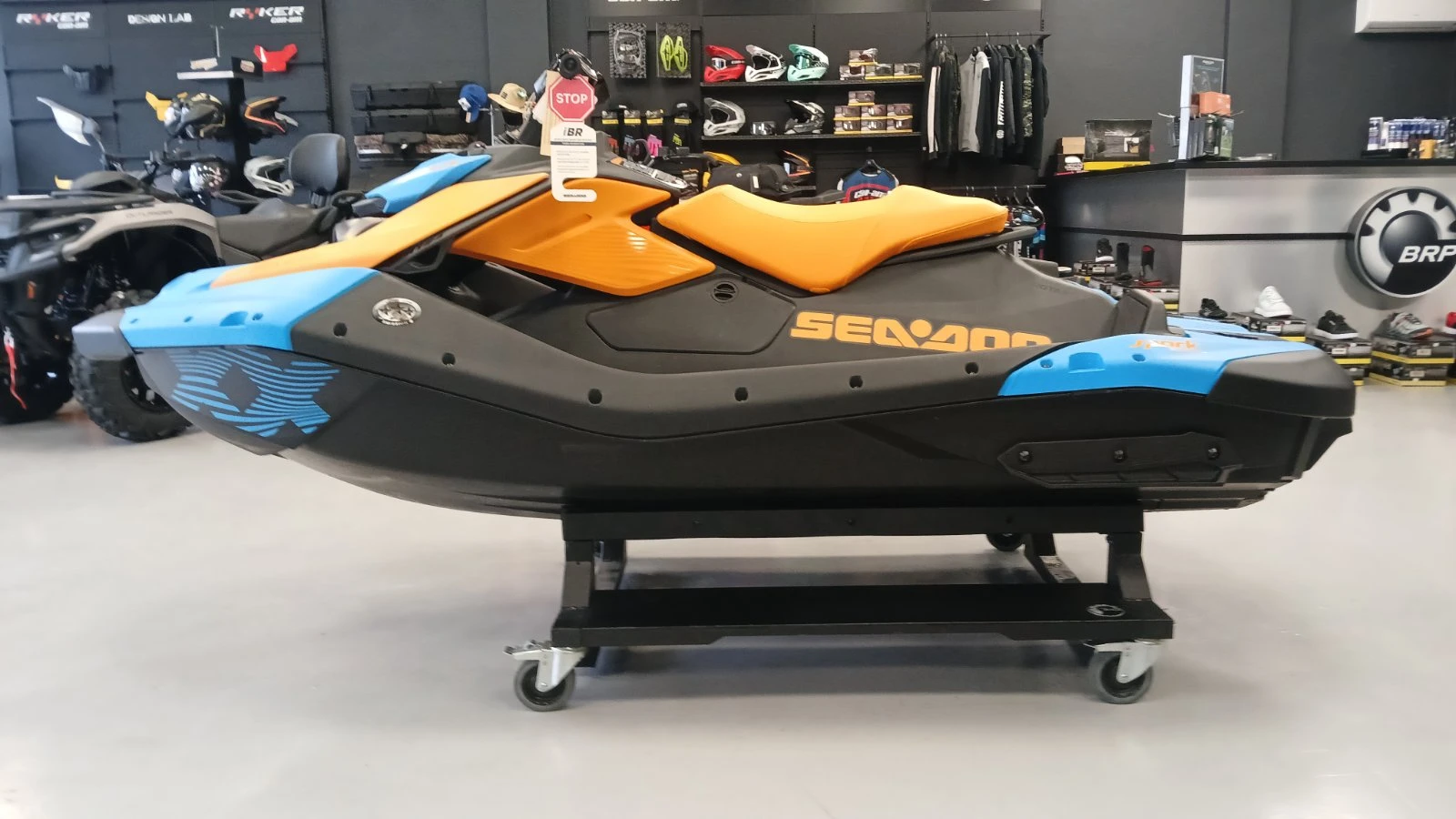 Джет Bombardier Sea Doo Trixx 90 1UP, снимка 4 - Воден транспорт - 55737767