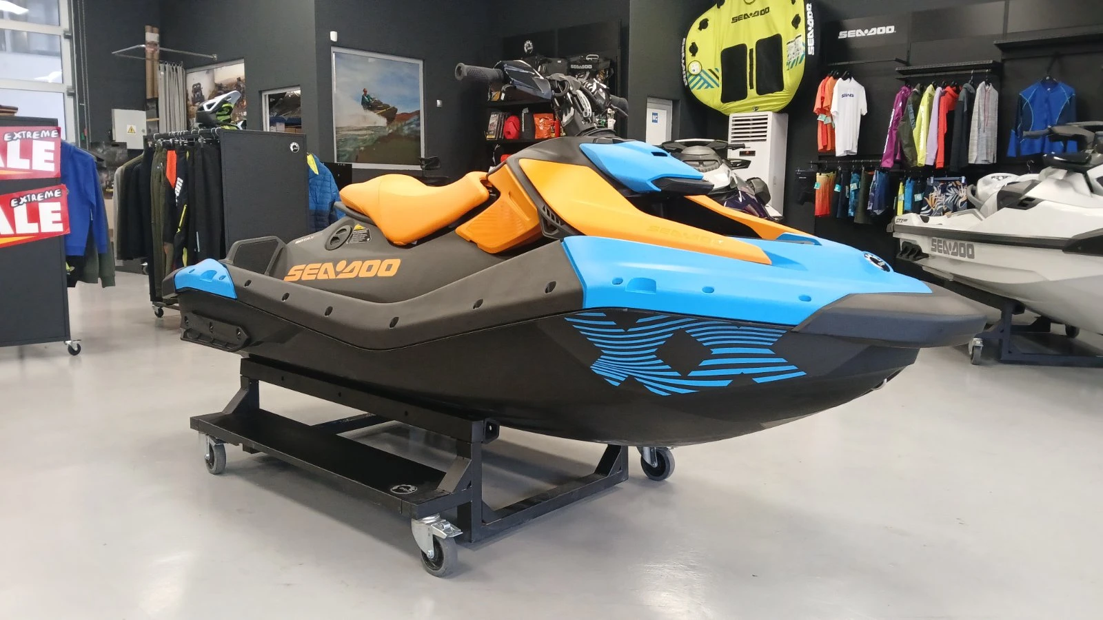 Джет Bombardier Sea Doo Trixx 90 1UP, снимка 8 - Воден транспорт - 55737767