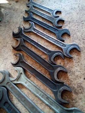 Инструменти, снимка 2