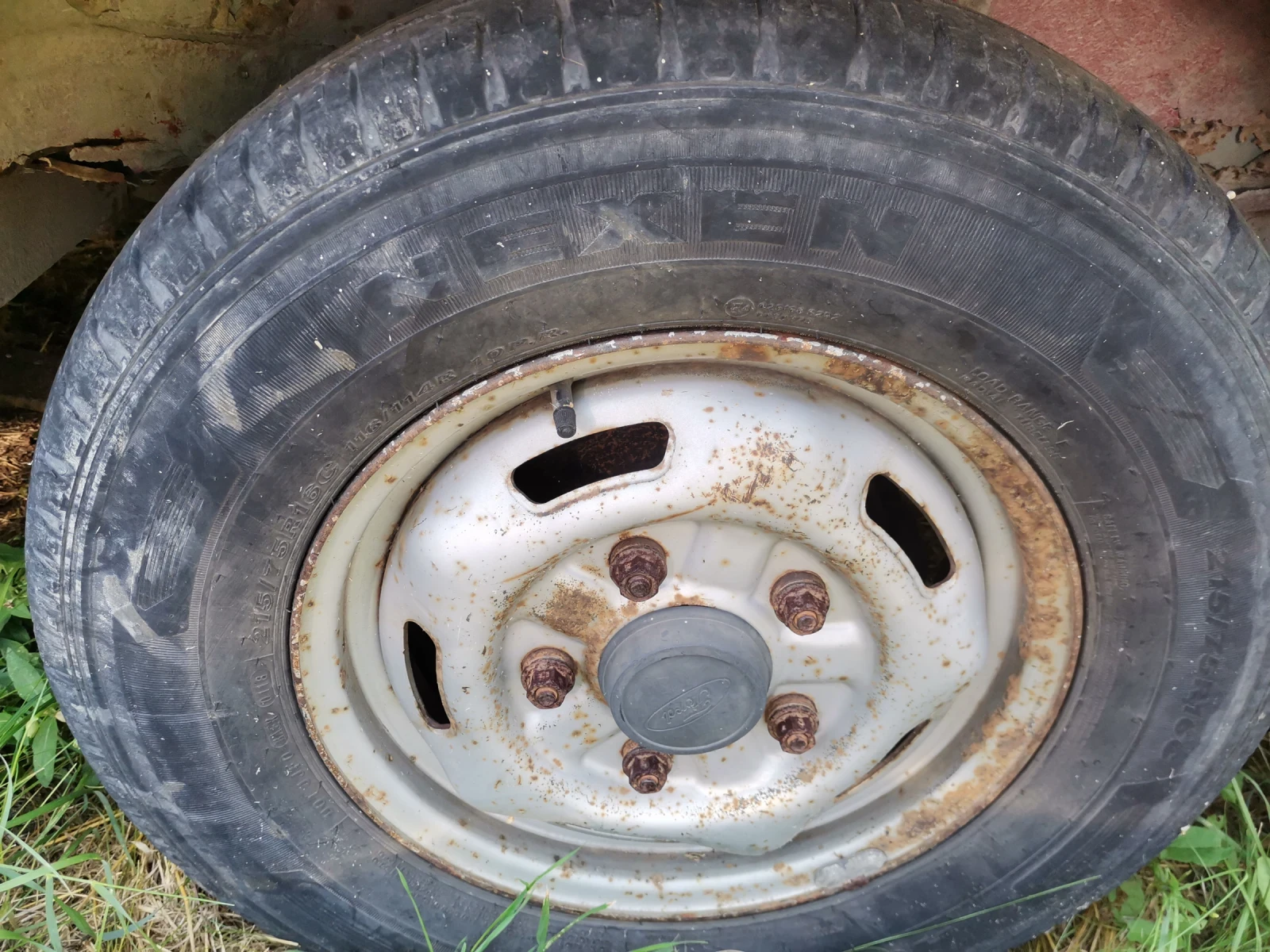���� � ������ 215/75R16 | Mobile.bg � ����������� 2