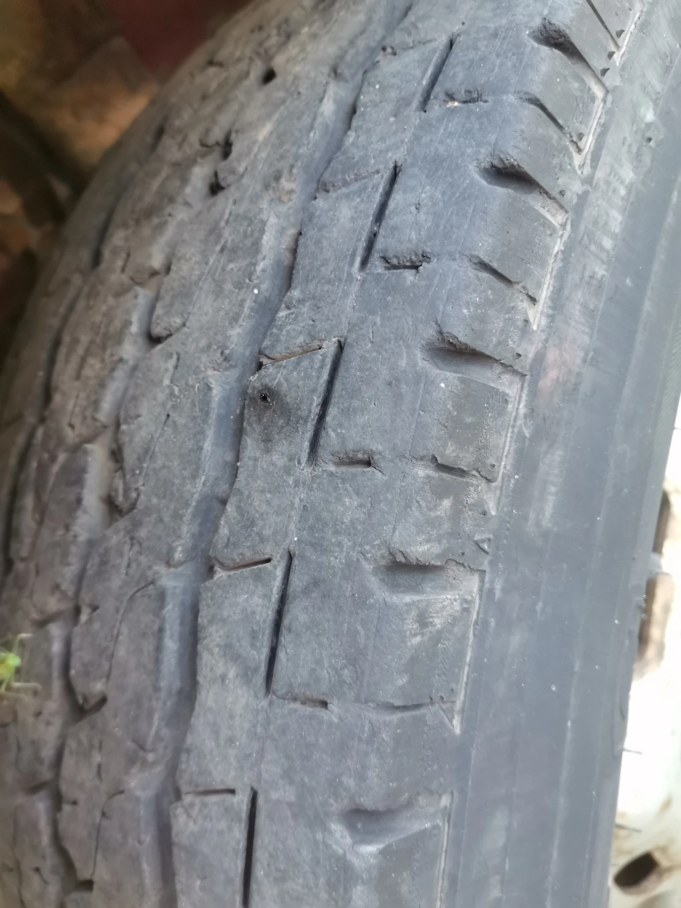 ���� � ������ 215/75R16 | Mobile.bg � ����������� 3
