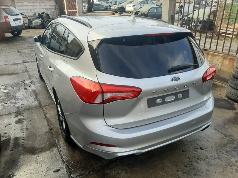 Ford Focus, снимка 8 - Автомобили и джипове - 47295000