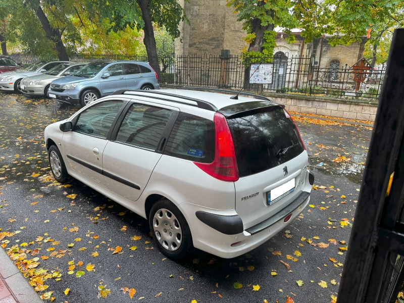 Peugeot 206 SW, снимка 4 - Автомобили и джипове - 47985622