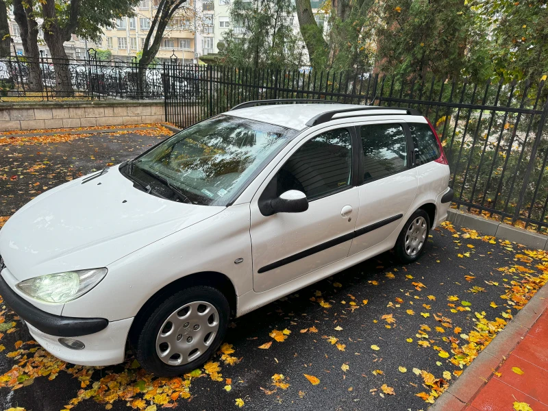 Peugeot 206 SW, снимка 2 - Автомобили и джипове - 47985622