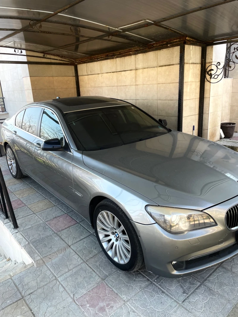 BMW 730, снимка 2 - Автомобили и джипове - 49585871