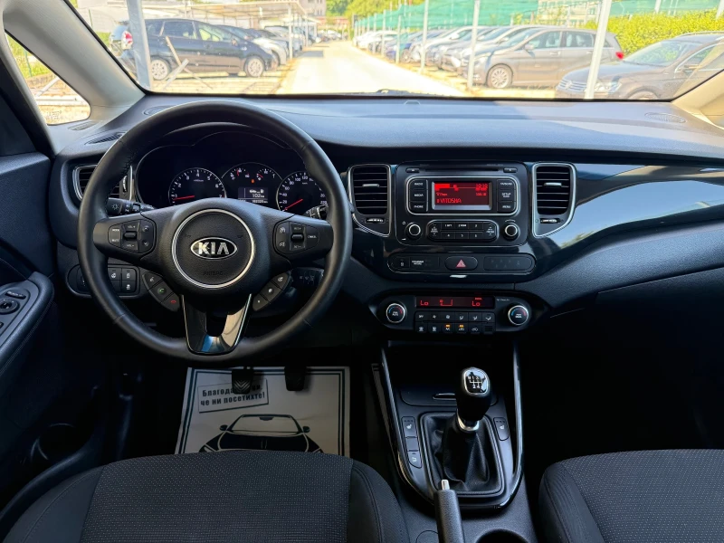 Kia Carens 1.6i Швейцария, снимка 11 - Автомобили и джипове - 52654034