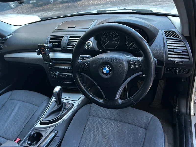 BMW 118, снимка 8 - Автомобили и джипове - 52264976