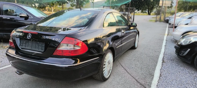 Mercedes-Benz CLK 220CDI, снимка 6 - Автомобили и джипове - 52410104