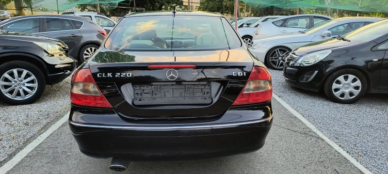 Mercedes-Benz CLK 220CDI, снимка 5 - Автомобили и джипове - 52410104