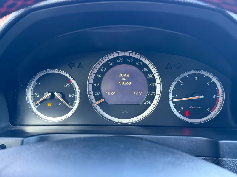 Mercedes-Benz C 200 НОВ ВНОС 158, 000КМ РЕАЛНИ, снимка 14 - Автомобили и джипове - 52643233
