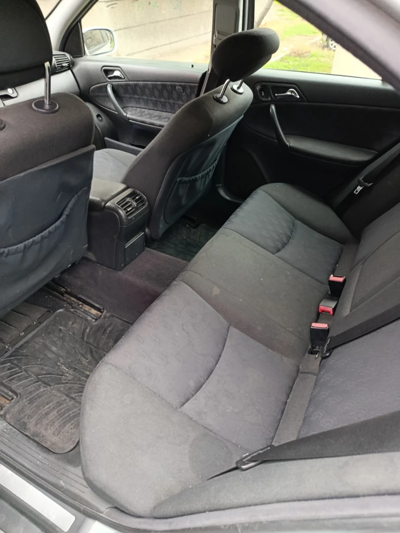 Mercedes-Benz C 200, снимка 5 - Автомобили и джипове - 52618269