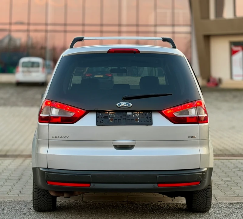 Ford Galaxy 2.0TDCi~140hp~7места, снимка 6 - Автомобили и джипове - 52722341