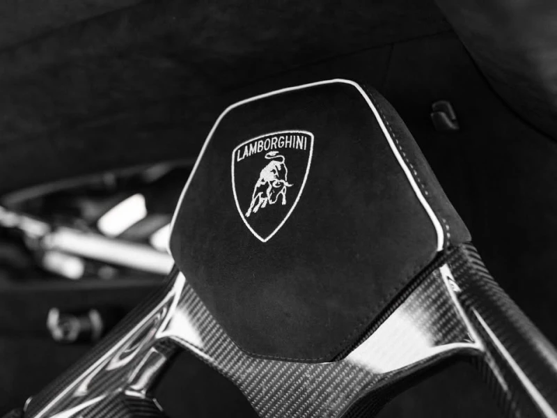 Lamborghini Huracan * STO* CARFAX * БЕЗ ПЪРВОНАЧАЛНА ВНОСКА, снимка 10 - Автомобили и джипове - 52873455