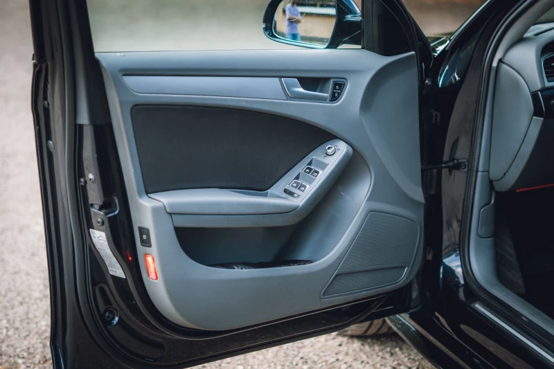 Audi A4 B8, снимка 10 - Автомобили и джипове - 53138817