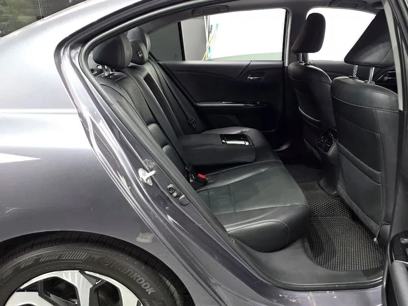 Honda Accord 2.4, снимка 12 - Автомобили и джипове - 55699331