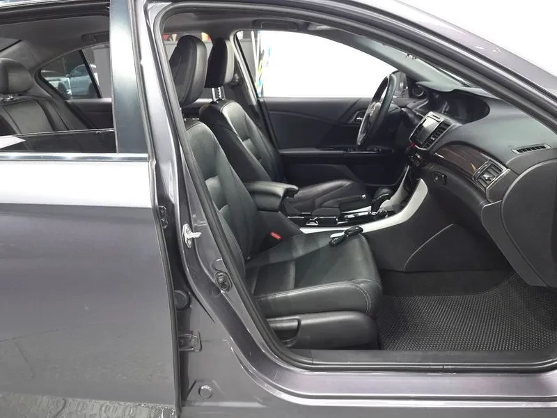 Honda Accord 2.4, снимка 10 - Автомобили и джипове - 55699331