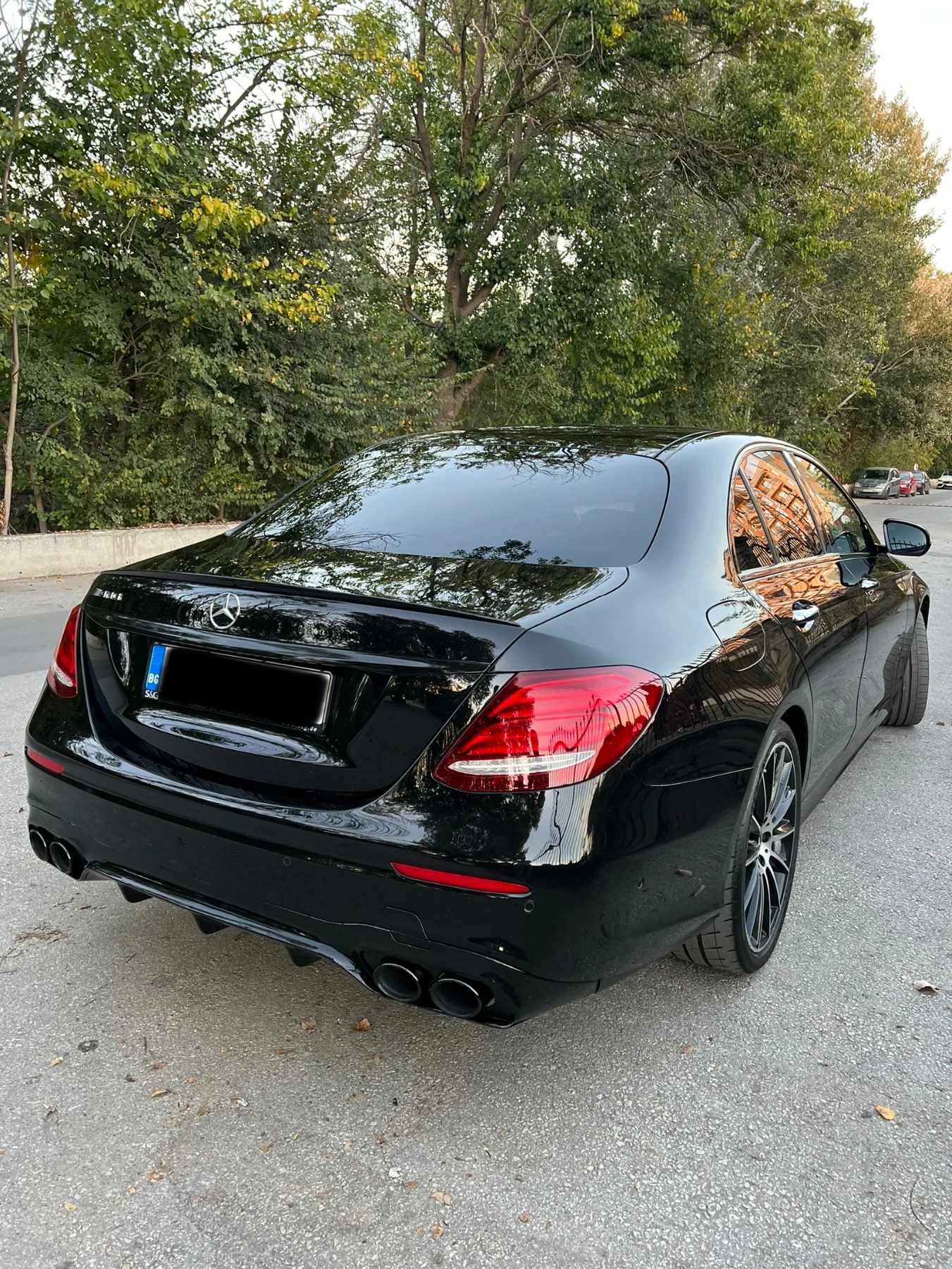 Mercedes-Benz E 43 AMG 4Matic - изображение 3