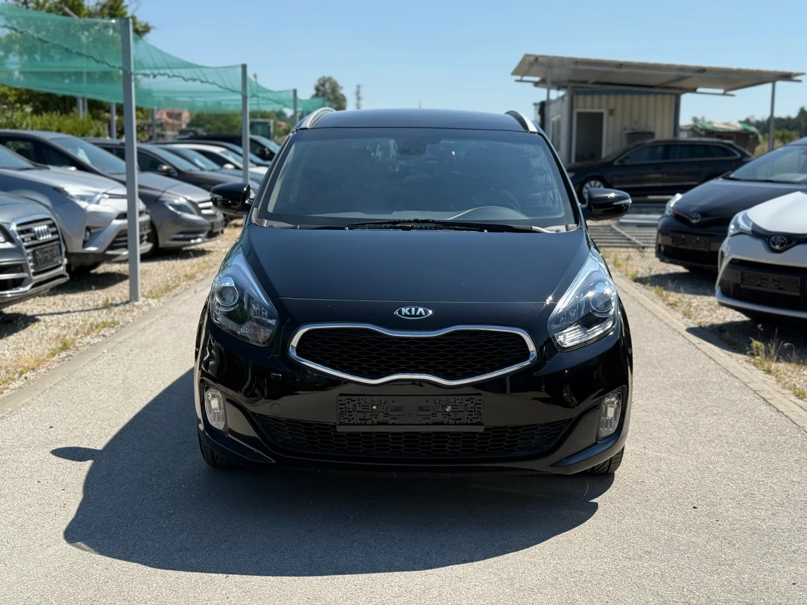 Kia Carens 1.6i Швейцария - изображение 2