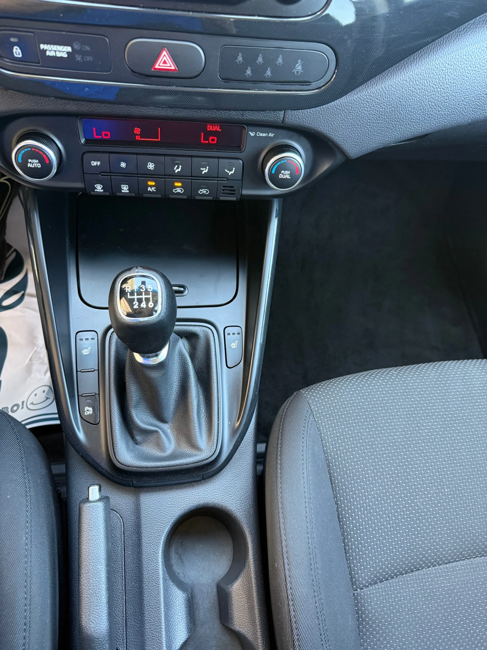 Kia Carens 1.6i  | Mobile.bg   12