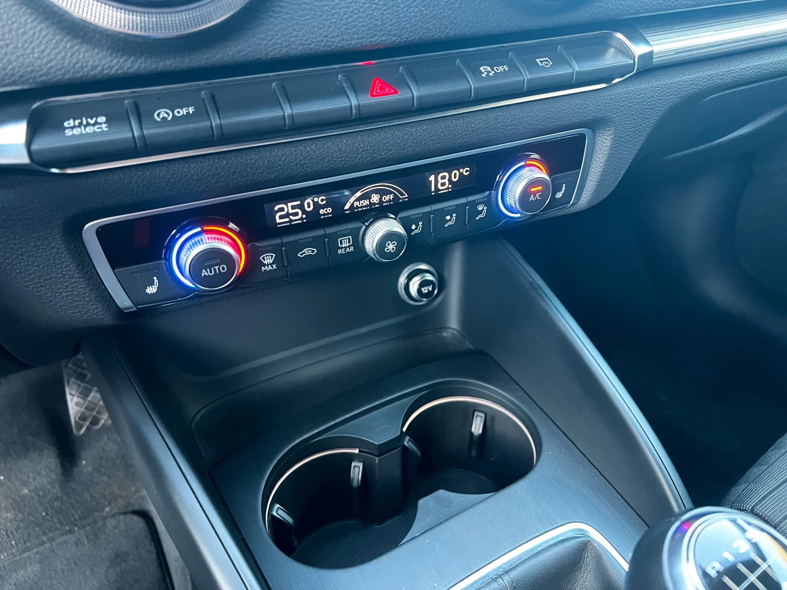 Audi A3 35 TDI * 75 000 km * Euro6 - изображение 9