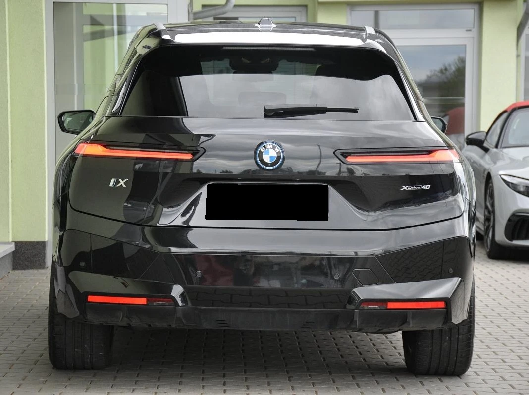 BMW iX xDrive40 - изображение 6