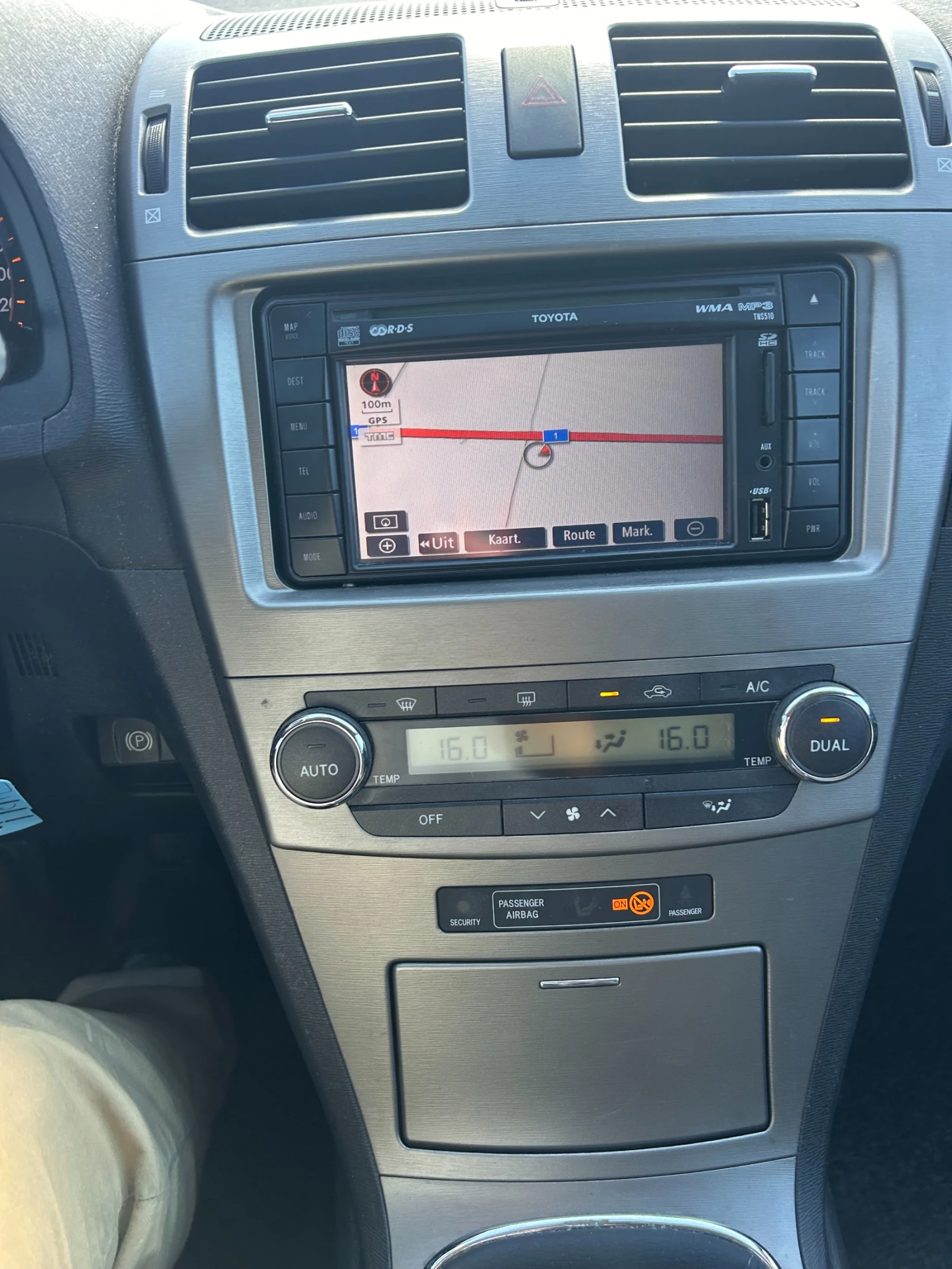 Toyota Avensis 2.0D-4D NAVI/KAMERA EURO 5 | Mobile.bg   12