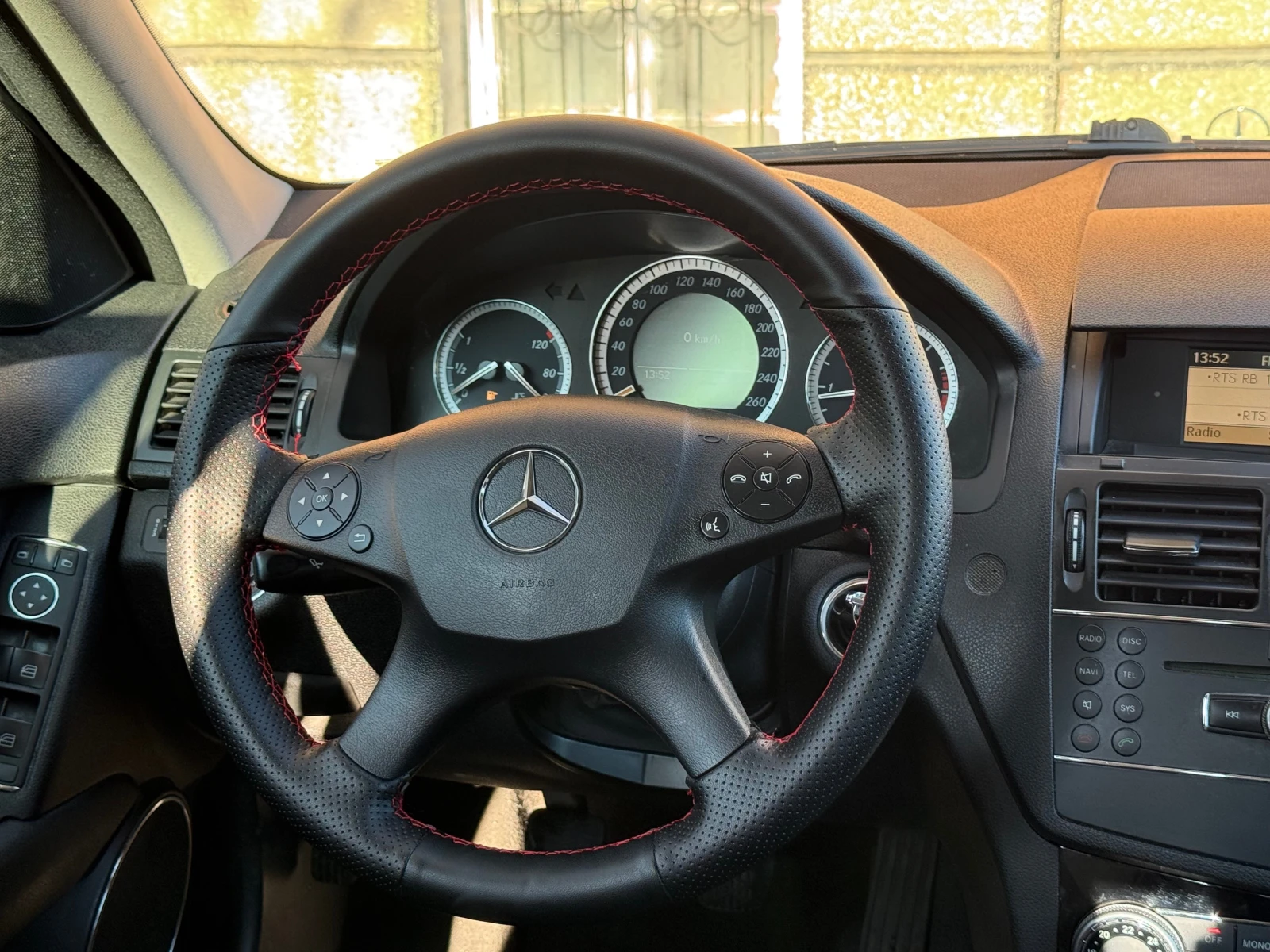 Mercedes-Benz C 200 НОВ ВНОС 158, 000КМ РЕАЛНИ - изображение 6