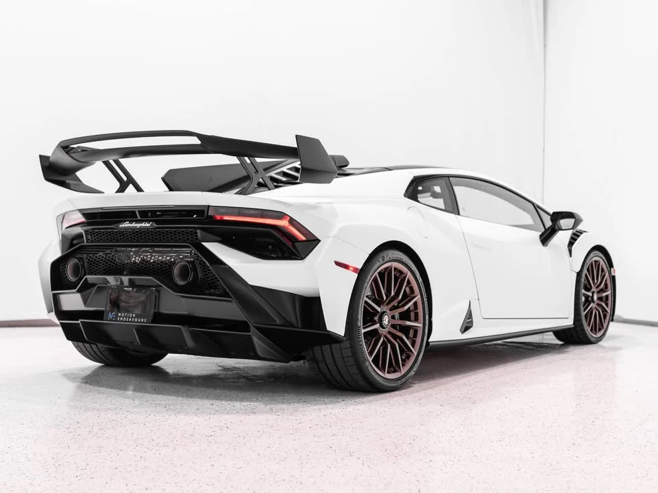 Lamborghini Huracan * STO* CARFAX * БЕЗ ПЪРВОНАЧАЛНА ВНОСКА - изображение 5