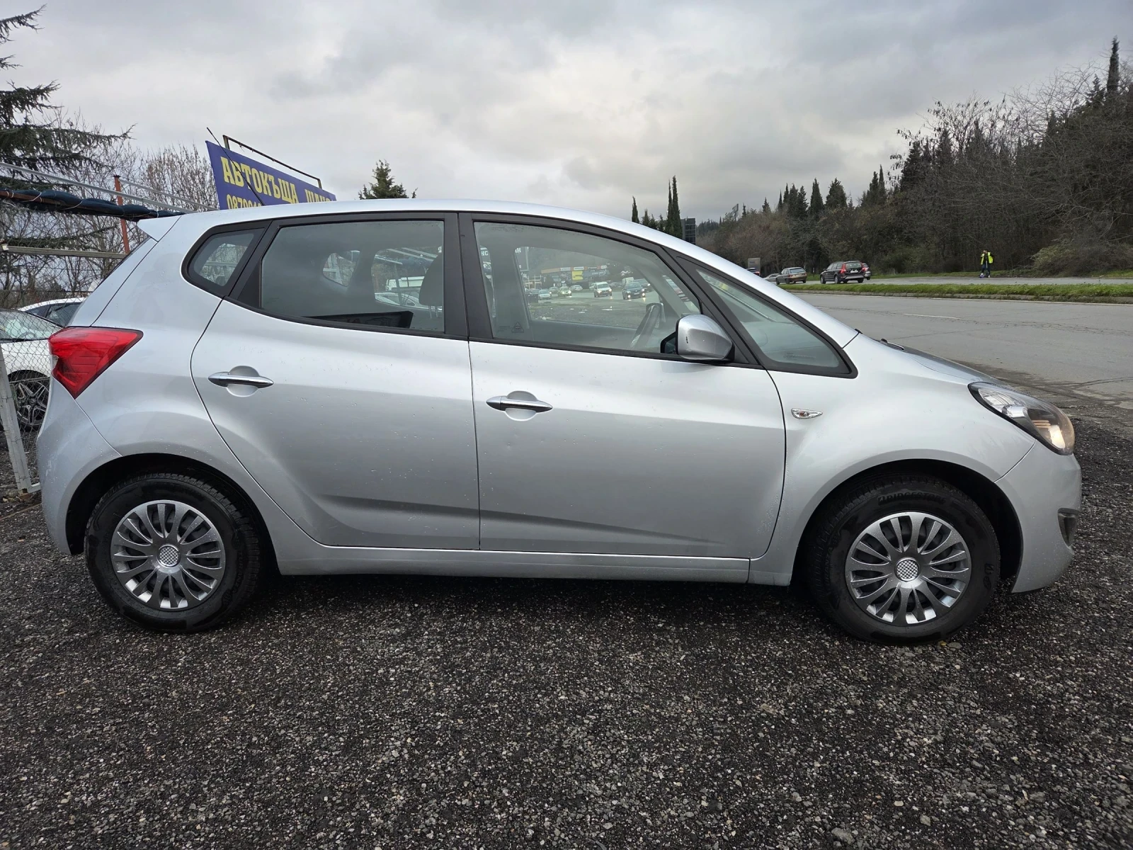 Hyundai Ix20 1, 4 tdi 90 hp 6 skorosti - изображение 5