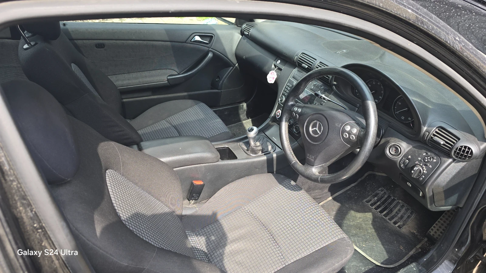 Mercedes-Benz C 220, снимка 2 - Автомобили и джипове - 53938907