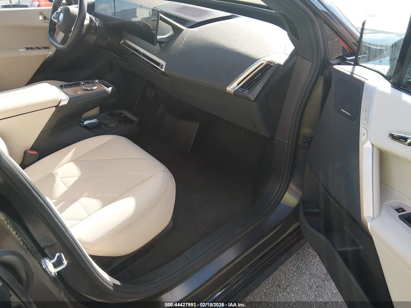 BMW iX xDrive50, снимка 5 - Автомобили и джипове - 54116163