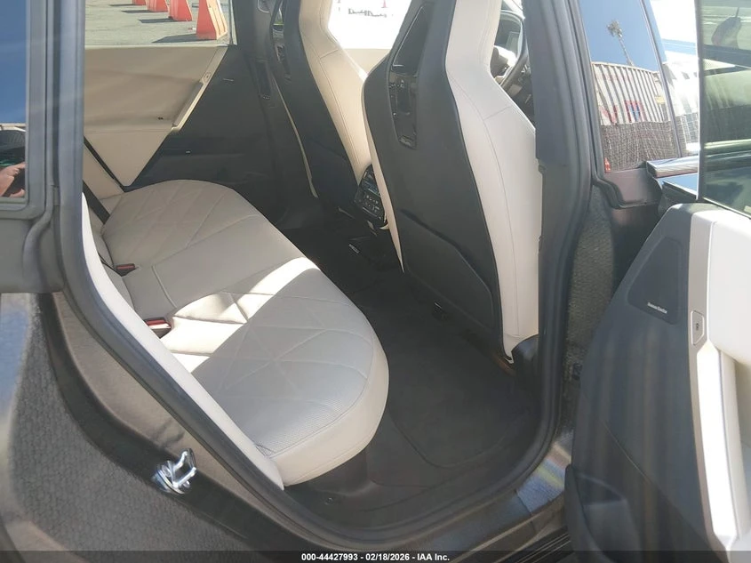 BMW iX xDrive50, снимка 8 - Автомобили и джипове - 54116163