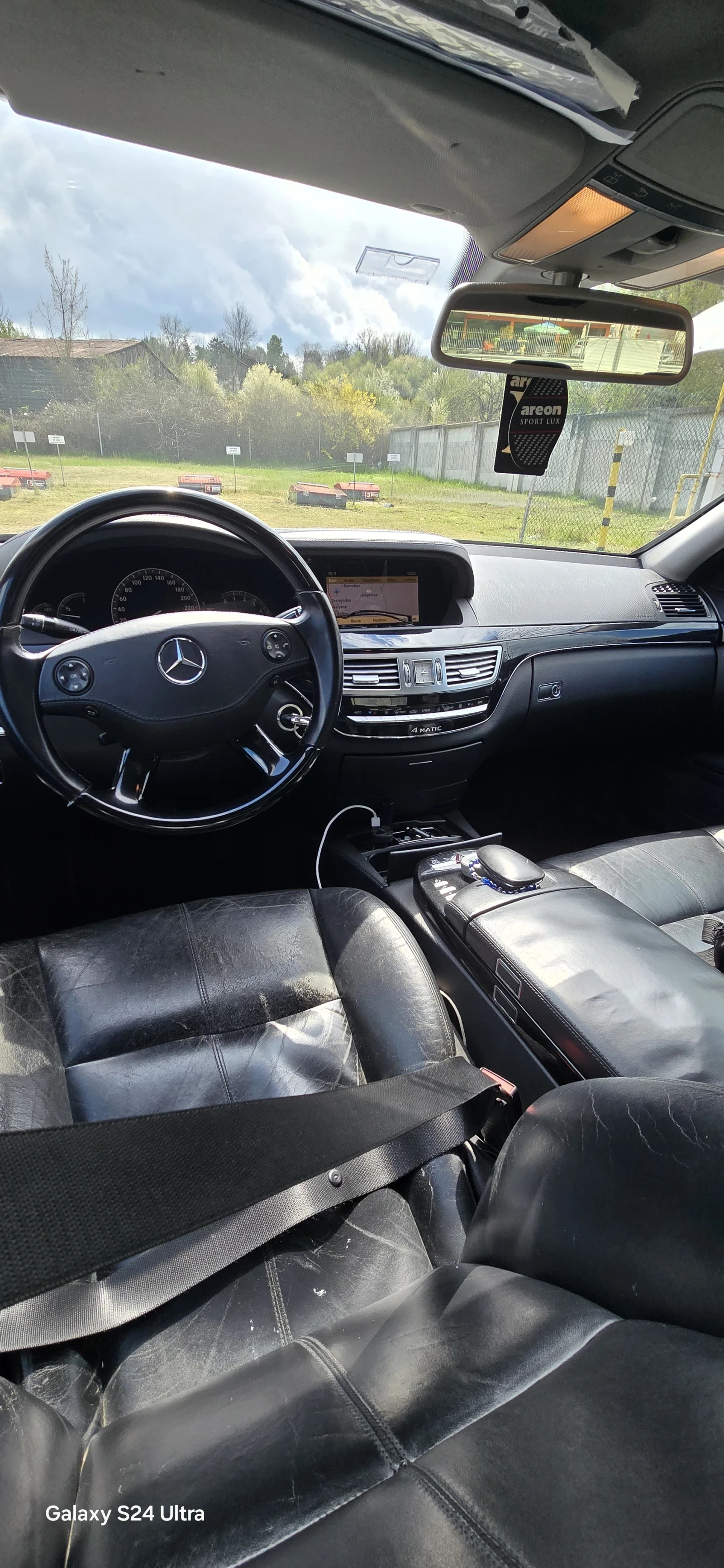 Mercedes-Benz S 320 Топ-състояние, снимка 7 - Автомобили и джипове - 54294408