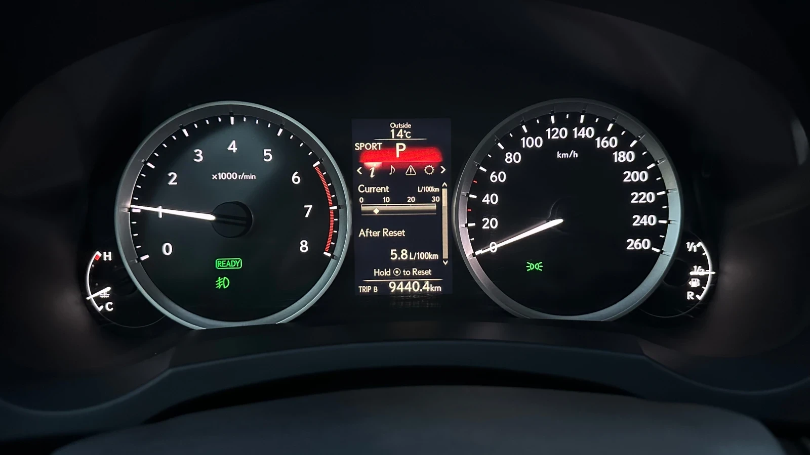 Lexus IS 300 2.5 Hybrid 156хил.км. Разход 5.5/100км! Облужен!, снимка 14 - Автомобили и джипове - 54411861