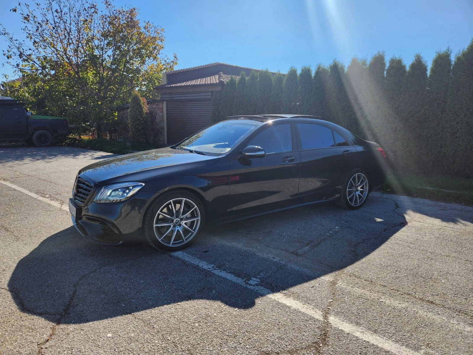 Mercedes-Benz S 560 Long* Burmester* 360* Pano* 4M, снимка 2 - Автомобили и джипове - 54663406