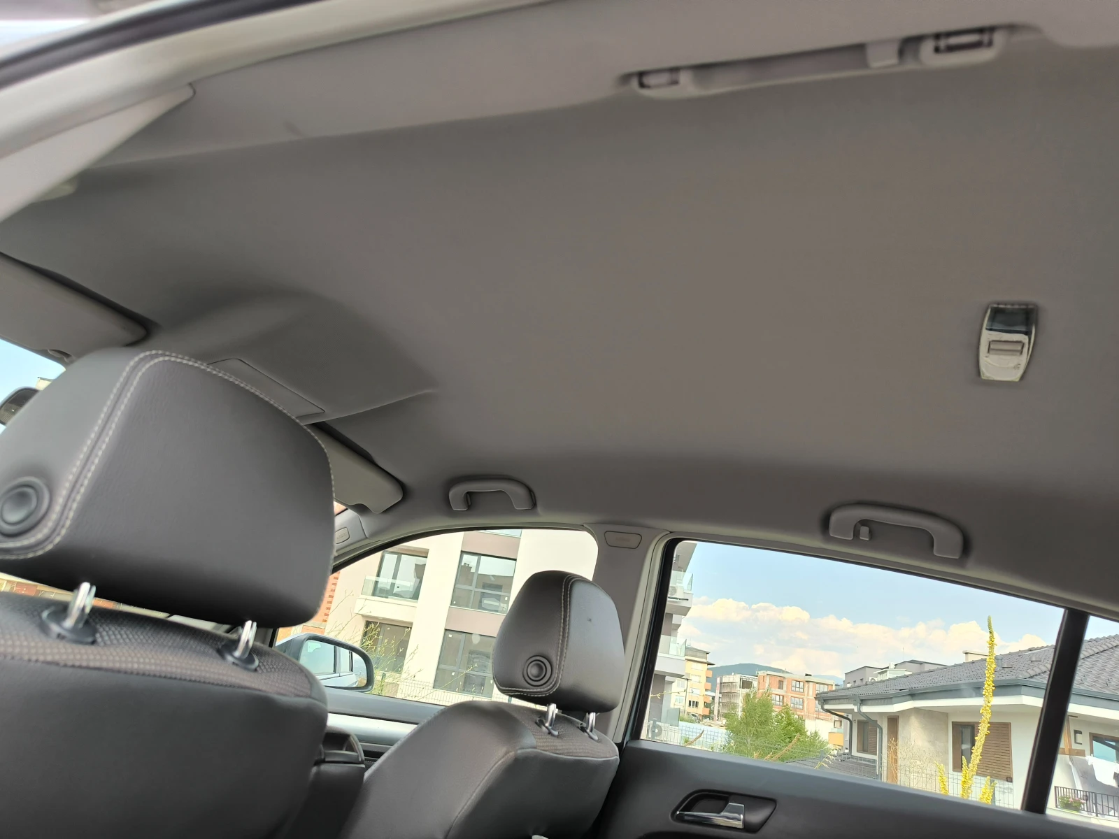 Opel Astra H Cosmo 1.6, снимка 11 - Автомобили и джипове - 55338756