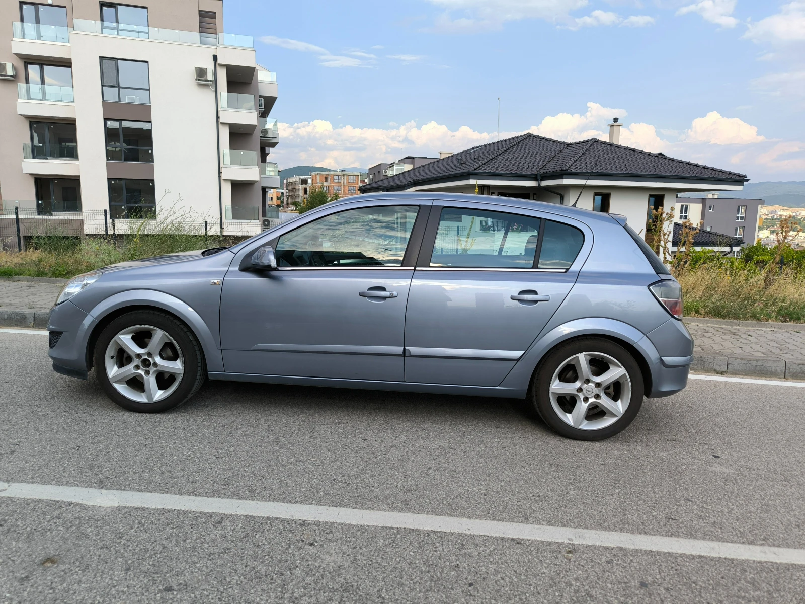 Opel Astra H Cosmo 1.6, снимка 8 - Автомобили и джипове - 55338756