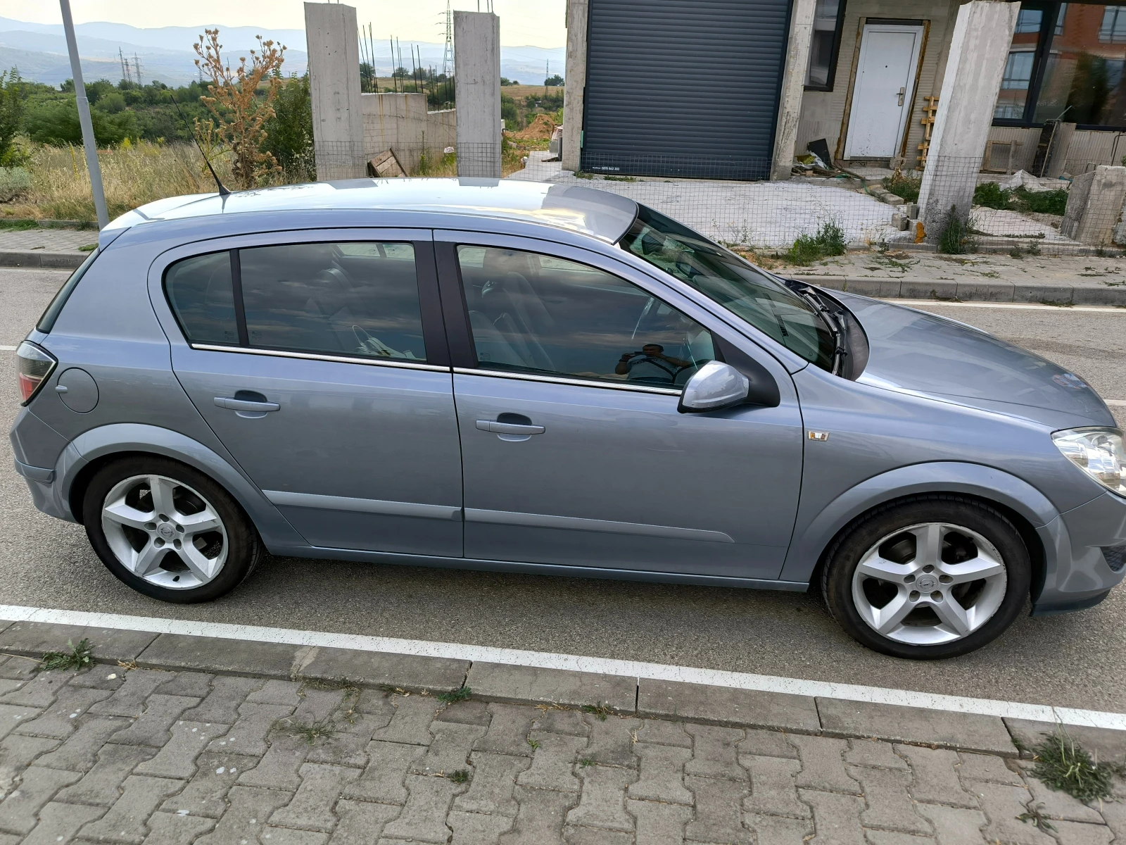 Opel Astra H Cosmo 1.6, снимка 4 - Автомобили и джипове - 55338756