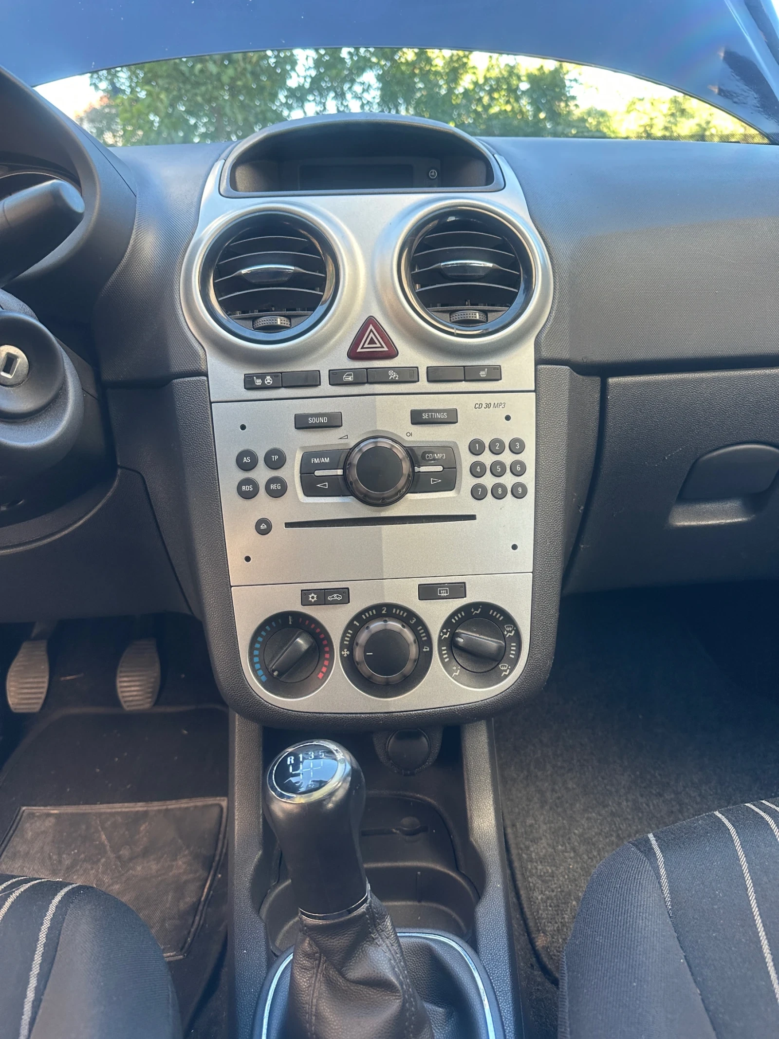 Opel Corsa 1.4i* EcoTec* 90 ���� | Mobile.bg � ����������� 8