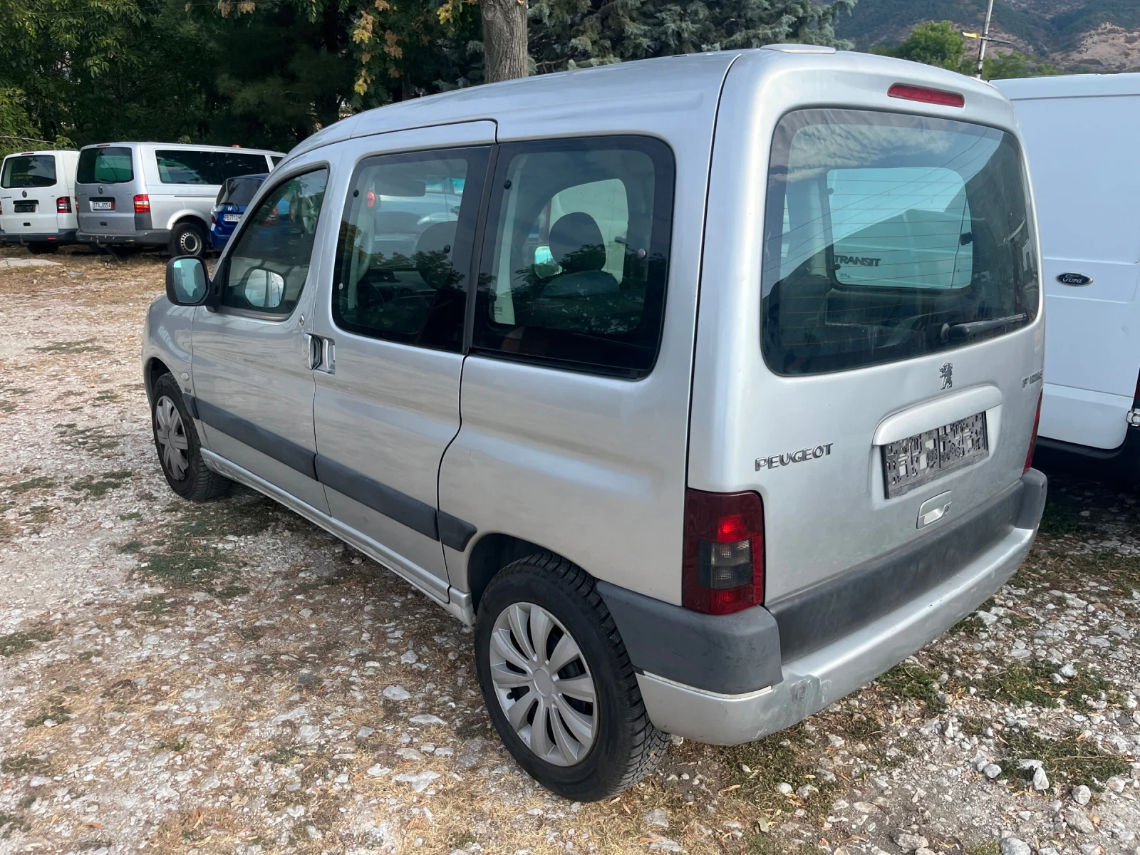 Peugeot Partner 2.0hdi клима, снимка 5 - Автомобили и джипове - 56064491