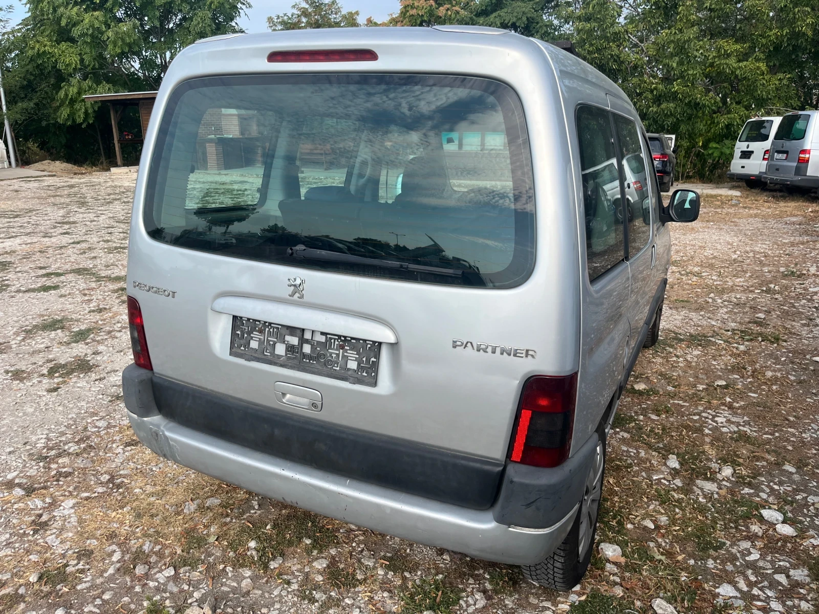 Peugeot Partner 2.0hdi клима, снимка 4 - Автомобили и джипове - 56064491
