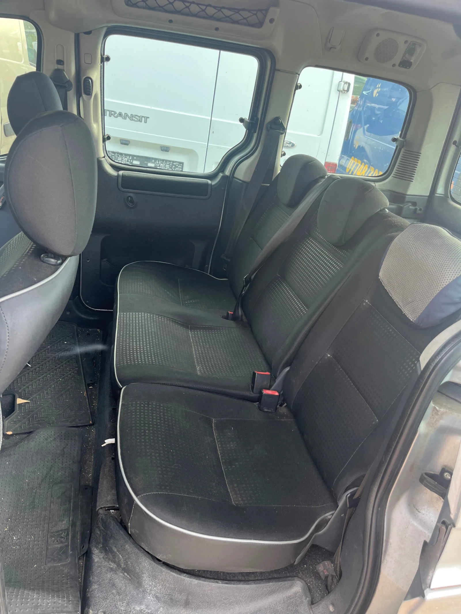 Peugeot Partner 2.0hdi клима, снимка 8 - Автомобили и джипове - 56064491