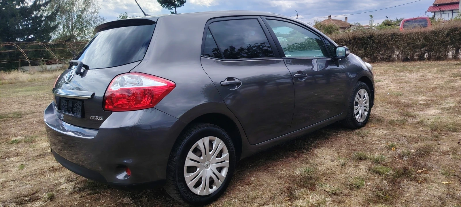 Toyota Auris 1.6i-132к.с, снимка 5 - Автомобили и джипове - 56200951